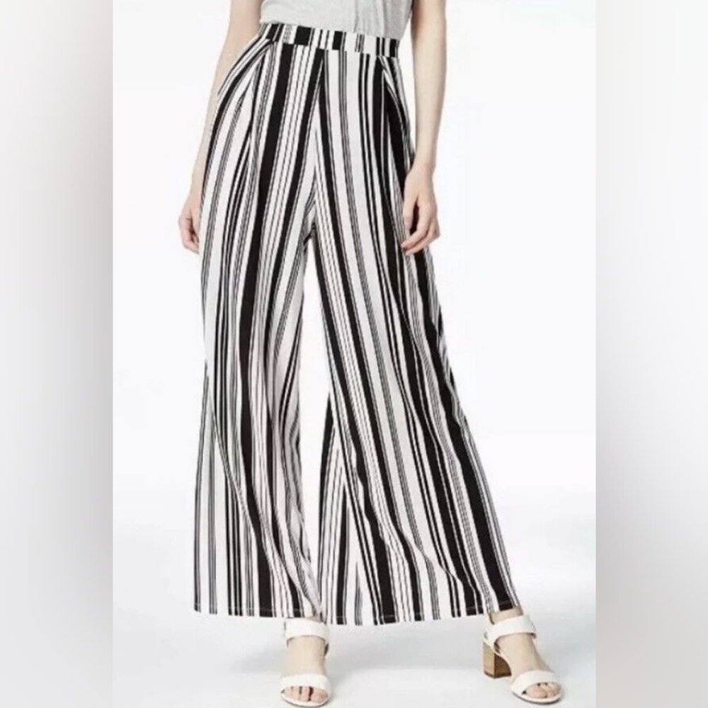 Wide leg striped full length pants
